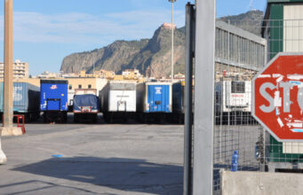 Finito lo sciopero degli autotrasportatori in Sicilia, ma in Campania e Calabria prosegue fino al 27